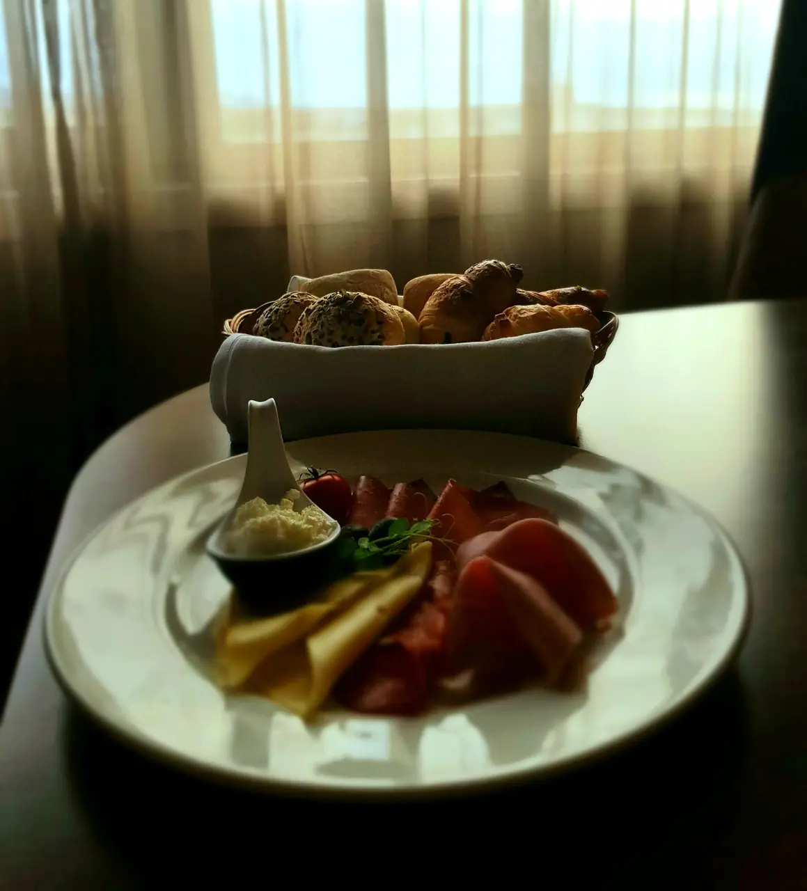 Table de petit-déjeuner élégante