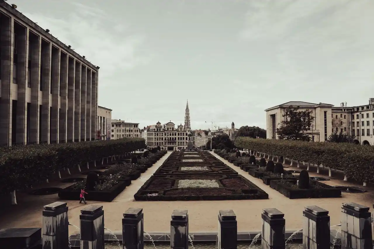Suite hôtelière avec vue sur les jardins de Bruxelles